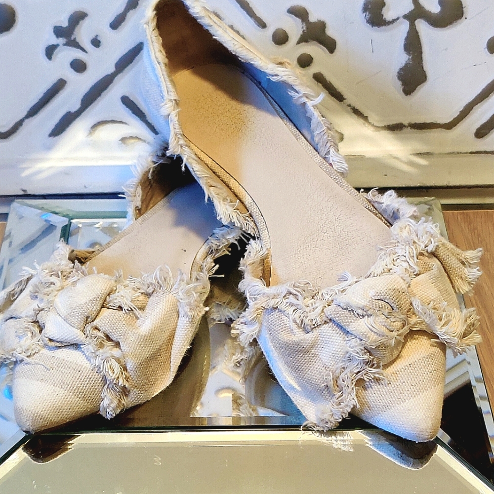 Seychelles Bed & Breakfast Knotted Bow Linen Ballet Flats